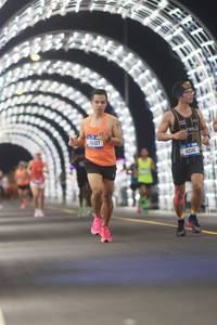 BIB: 40107, 42141
                            <button type="button" onclick="openModal(20195052)" class="btn btn-primary btn-sm float-right btn-popup" data-toggle="modal" data-target=".modal-high-quality">
                        <i class="fas fa-shopping-cart"></i> Add to Cart
                    </button>
                                            <button type="button" onclick="isThisMe(20195052, true)" class="btn btn-success btn-sm float-right btn-popup btn-isme hidden" data-toggle="tooltip" data-placement="bottom" title="นี่คือรูปของคุณใช่ไหม คลิกที่นี่เพื่อเอาเข้าอัลบั้ม">
                        <i class="fas fa-plus"></i> Add to album
                    </button>
                    <button type="button" onclick="isThisMe(20195052, false)" class="btn btn-warning btn-sm float-right btn-popup btn-isnotme hidden">
                        <i class="fas fa-ban"></i> Remove from album
                    </button>